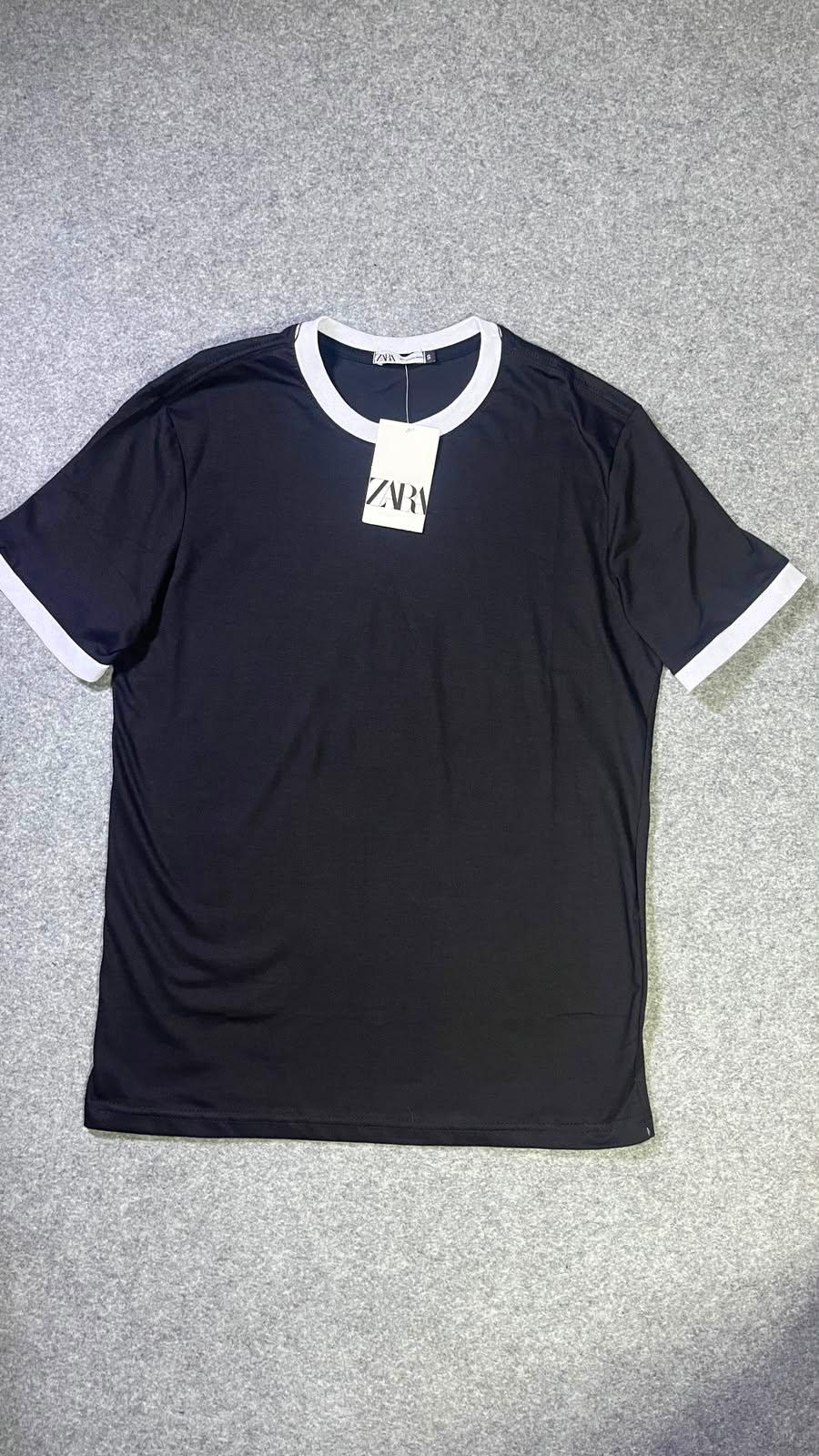 Camiseta Zara ringer preta